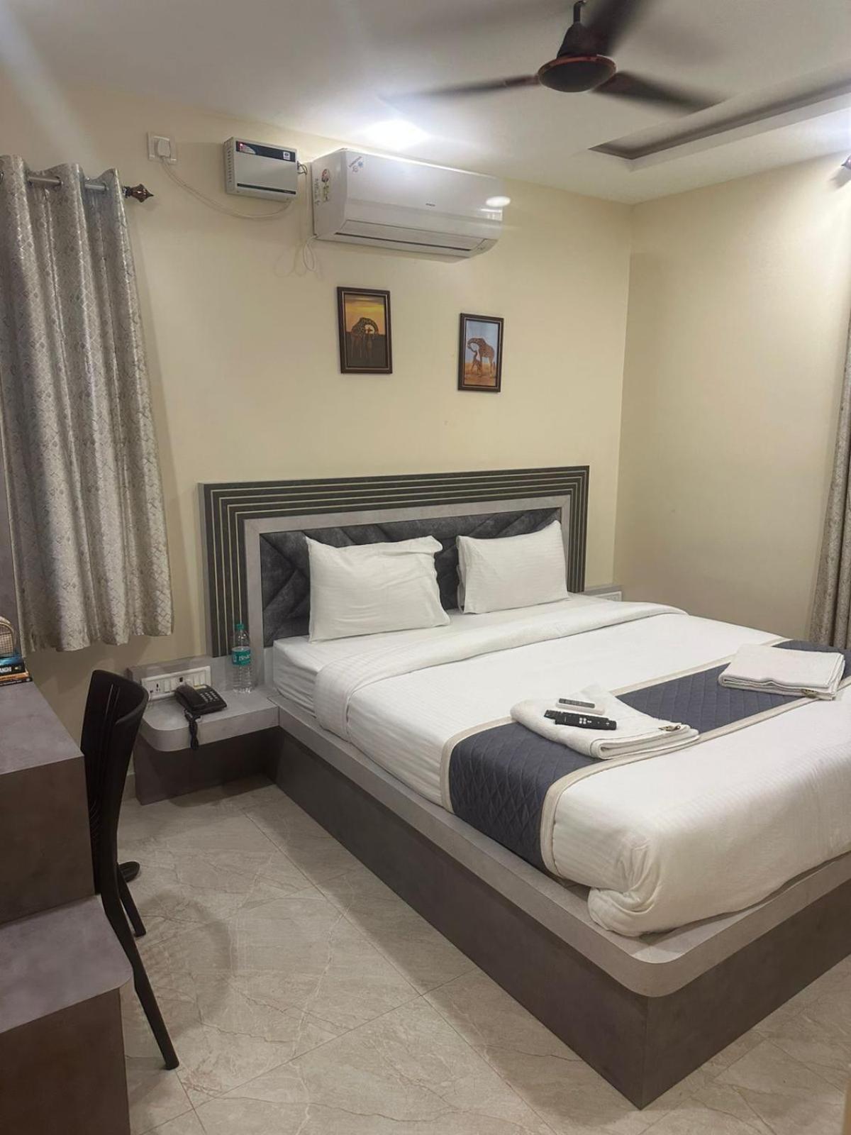 Hotel Dev Palace